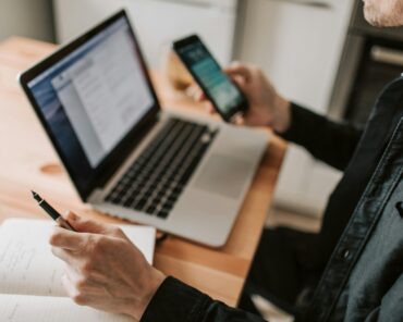 How Corporation Pays a Shareholder: Guide for Busin ...